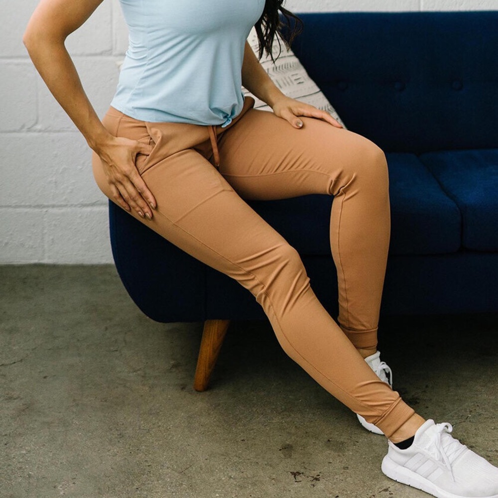 Zyia Ascend Camel Joggers - Size M